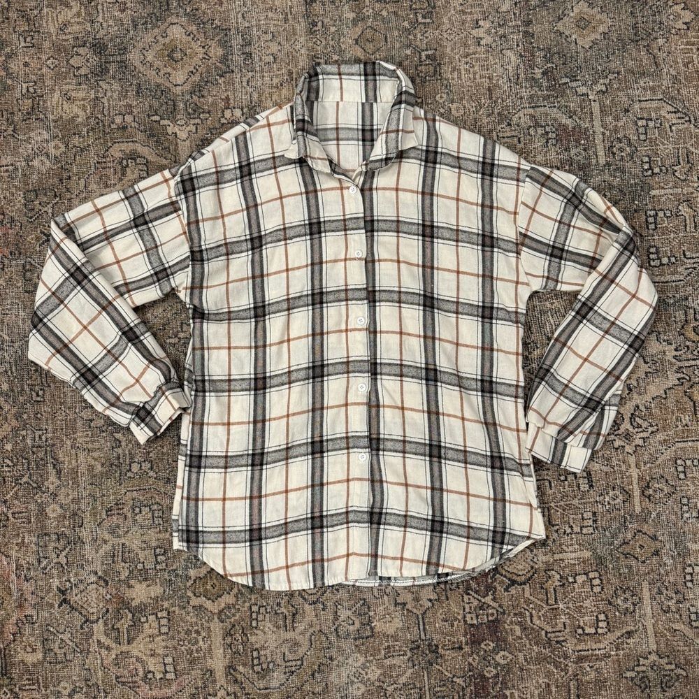 Cream Plaid Flannel Button Up Shirt • size medium